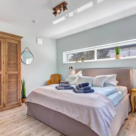 Diplomatenviertel Hygge Hus Loddin
